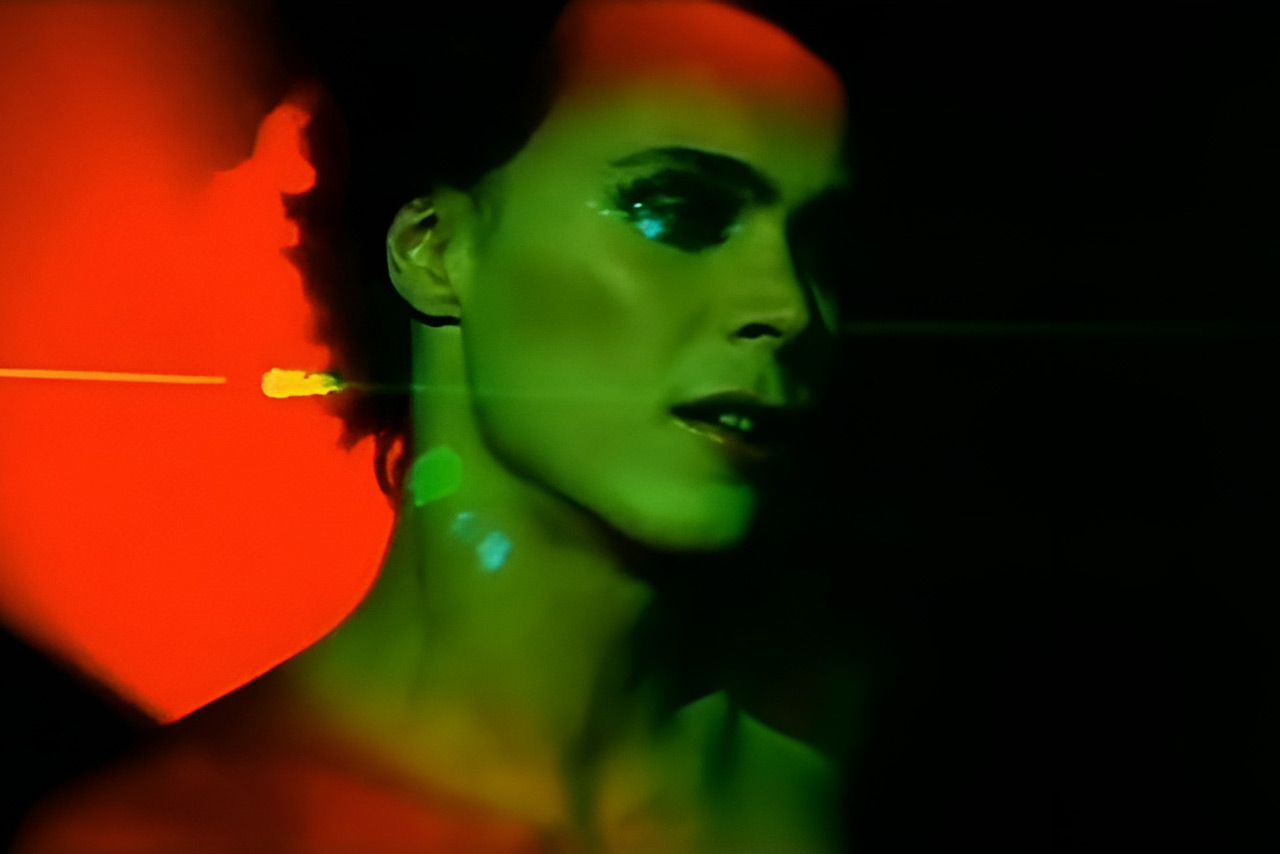 Смысл песни Join Me in Death