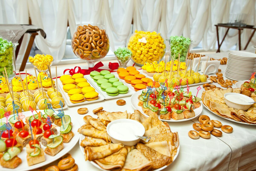 Праздничный стол на выпускном детском саду