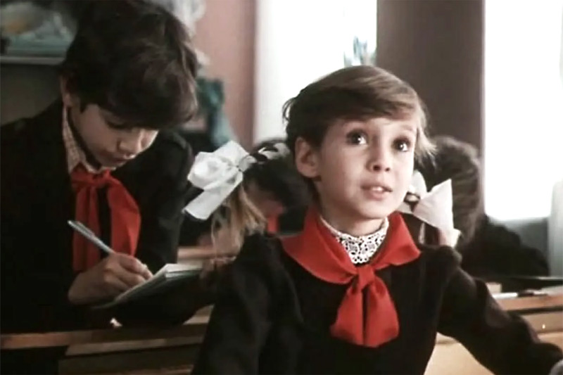 Фильм о школе и любви Приключения Петрова и Васечкина