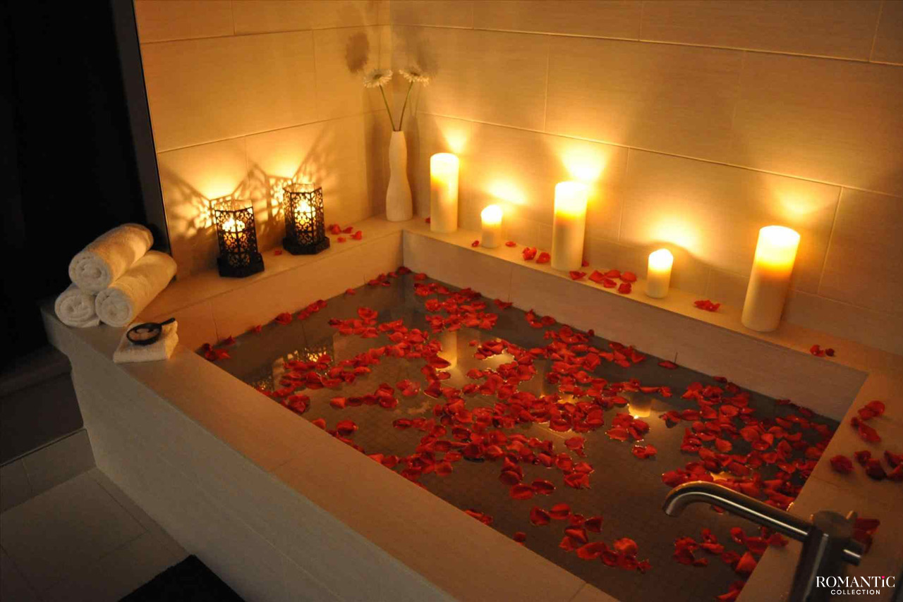 Интимные подарки для любимой на 8 Марта