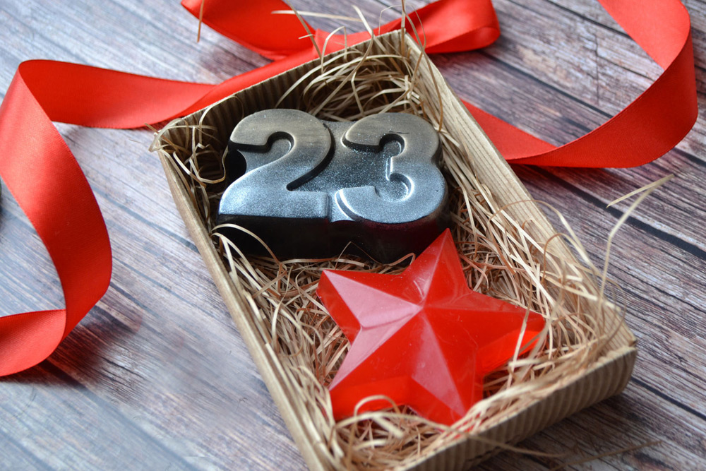 Недорогие подарки любимому мужчина на 23 Февраля