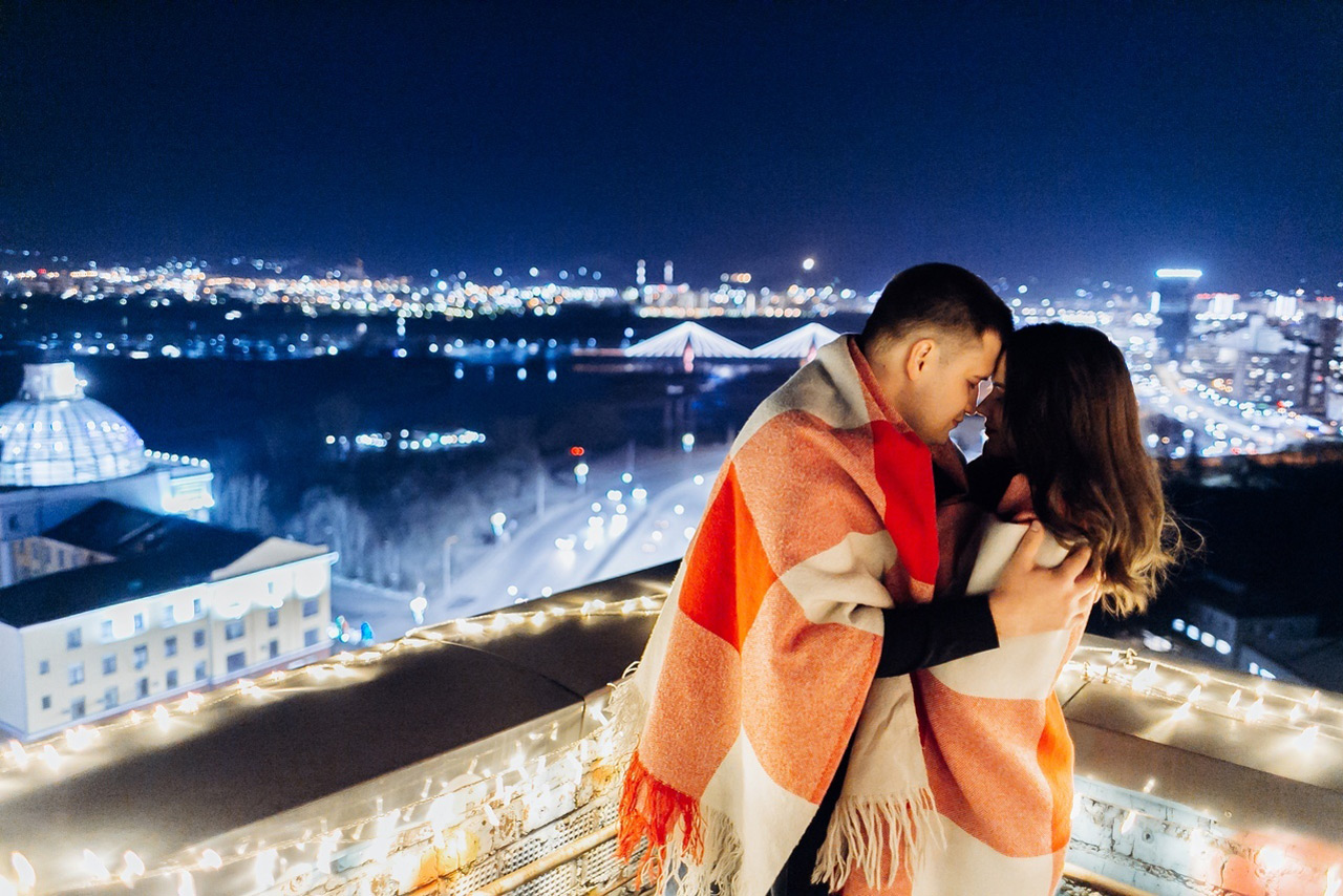 Как организовать свидание на крыше?