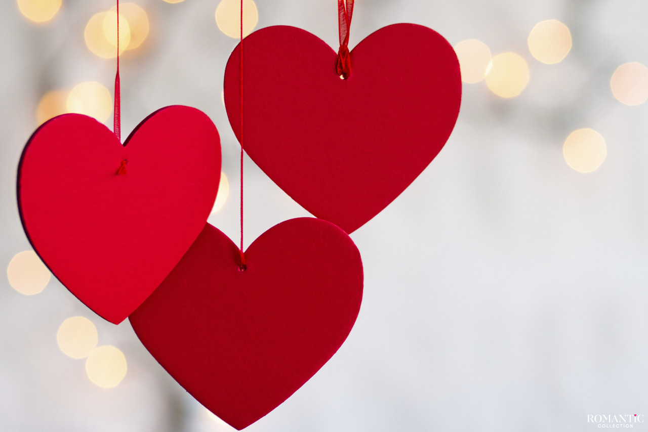 Гирлянды в форме сердец на День влюбленных