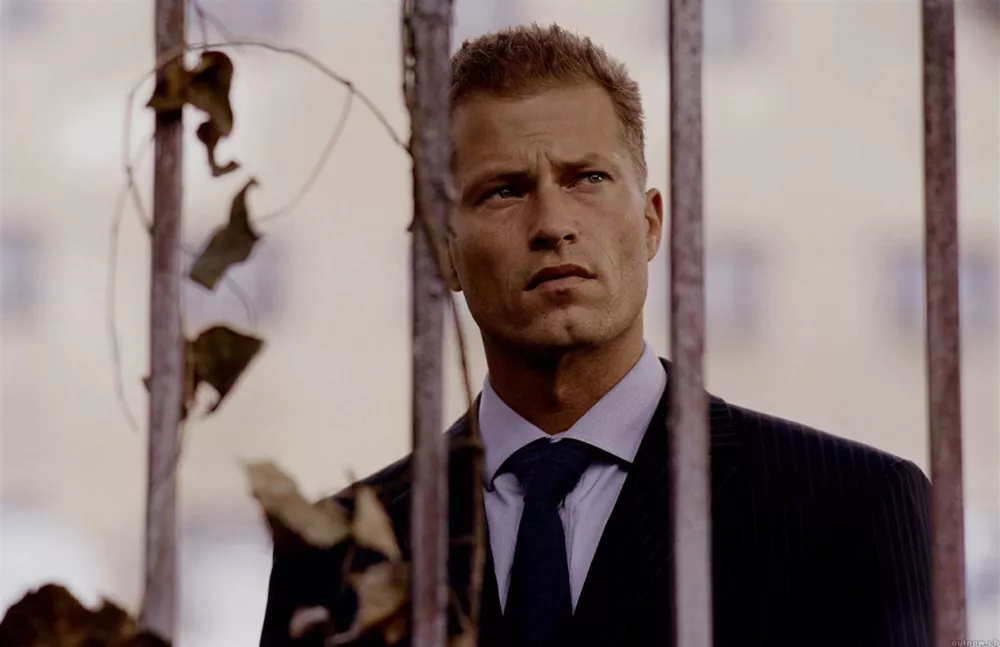 Босиком по мостовой