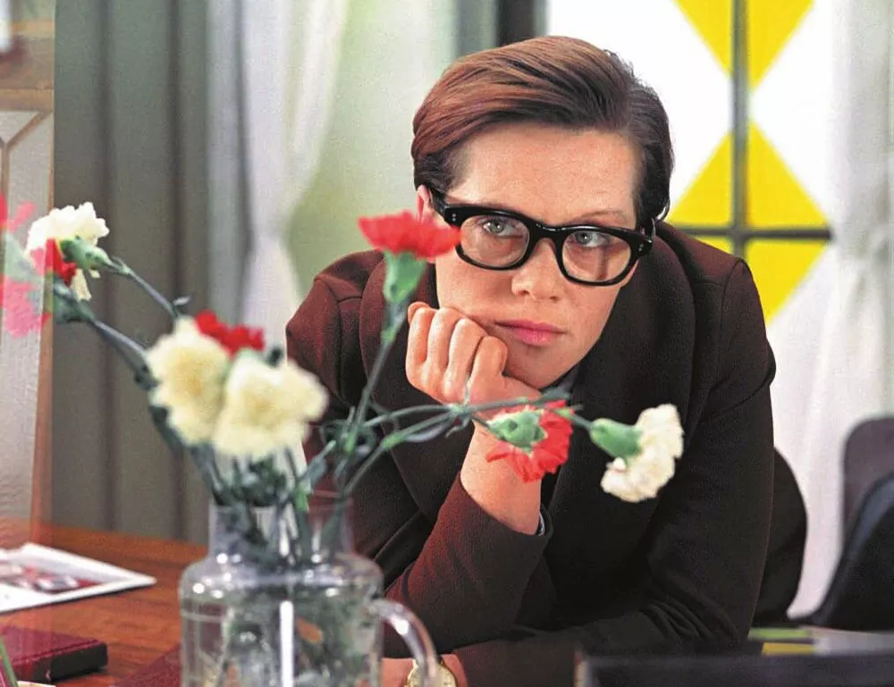 Служебный роман