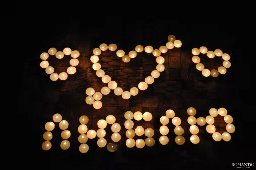 Надписи из свечей