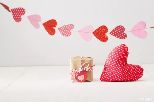 День святого Валентина: Гирлянда из сердечек