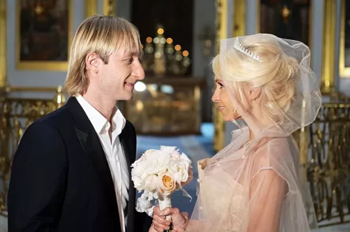 Рудковская и Плющенко обвенчались в Москве