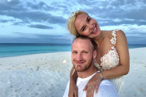 Пелагея сыграла вторую свадьбу с мужем