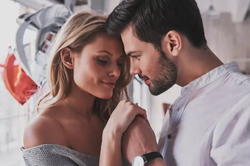 Фразы, которые выдают любовь, даже если мужчина ее скрывает