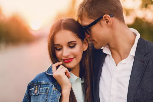 Почему не надо спешить с признанием в любви