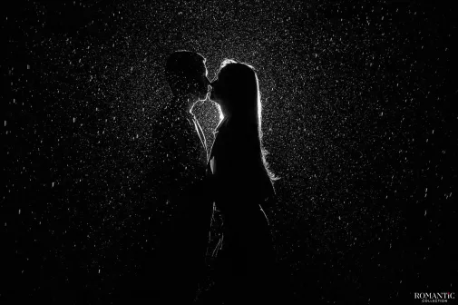 Тихо падал снег