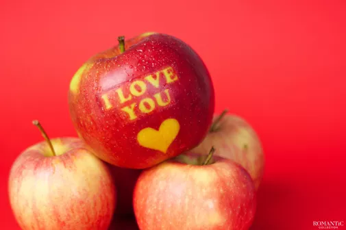 День святого Валентина: Яблоко «Я тебя люблю» – символ любви