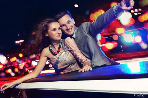 День святого Валентина: Романтическая прогулка в лимузине