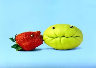 Обои о любви: Поцелуй обои