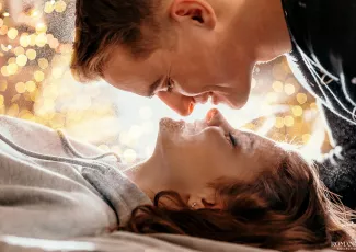 И ты уйдёшь всё так же осторожно...