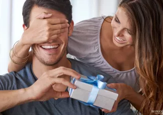 Что подарить на 23 Февраля любимому мужчине?