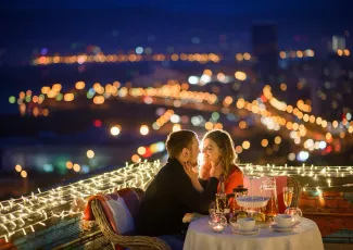 Романтическое свидание на крыше