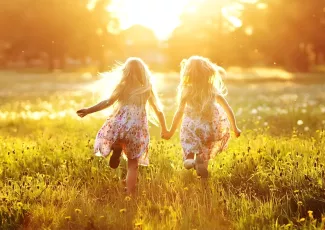 Стихи про август