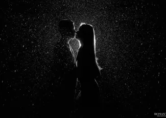 Тихо падал снег