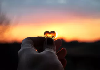 Обои о любви: Сердце на закате