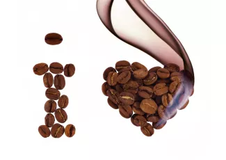 Обои о любви: Сердце из кофейных зерен